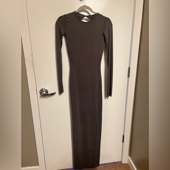 SKIMS smooth lounge long sleeve dress with open back in GUNMETAL GREY - Picture 2 of 4